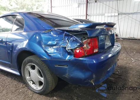 2004 Ford Mustang z USA, uszkodzony, nr VIN 1FAFP40674F161035